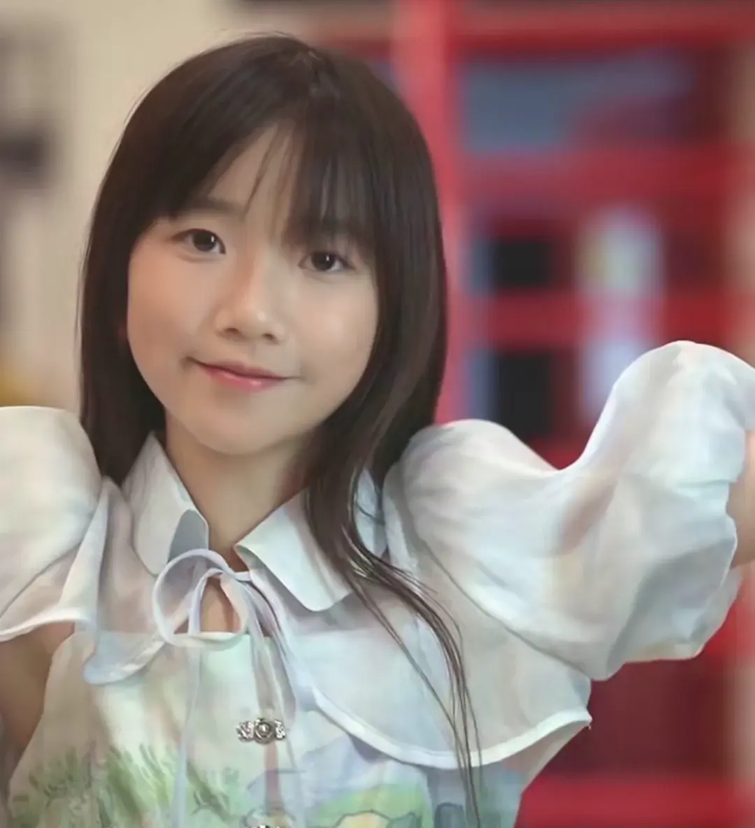 奶茶三姐妹五周年快乐-大饼博士的小星星们应援站