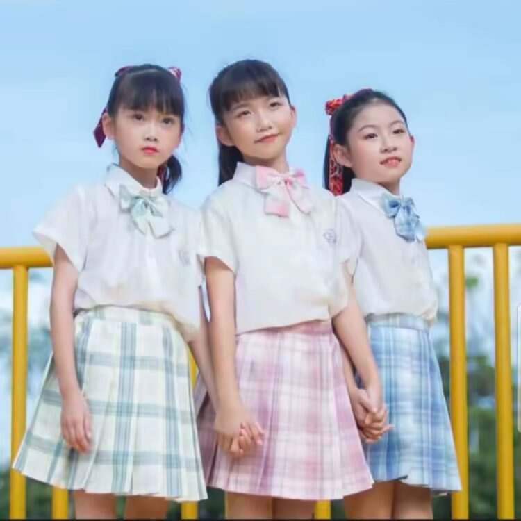 奶茶三姐妹第一条视频是从什么时候发的？-大饼博士的小星星们应援站