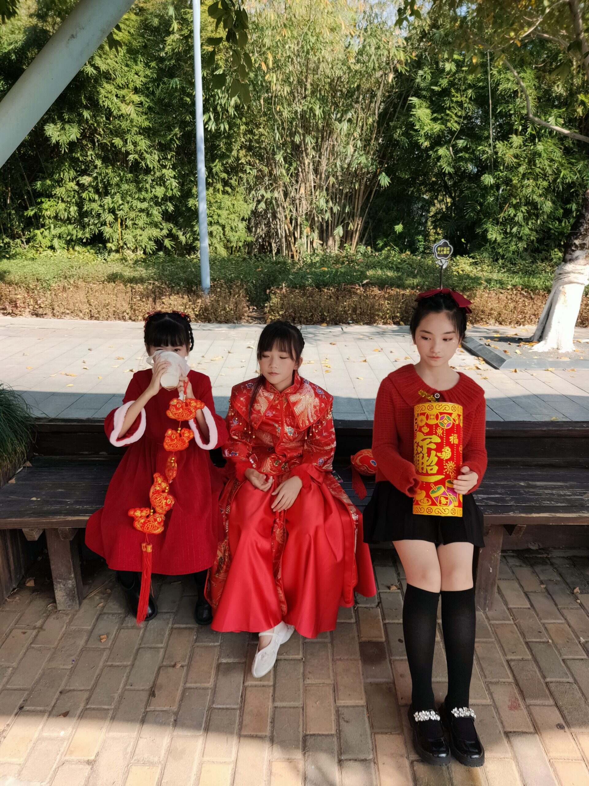 #奶茶三姐妹五周年#-大饼博士的小星星们应援站