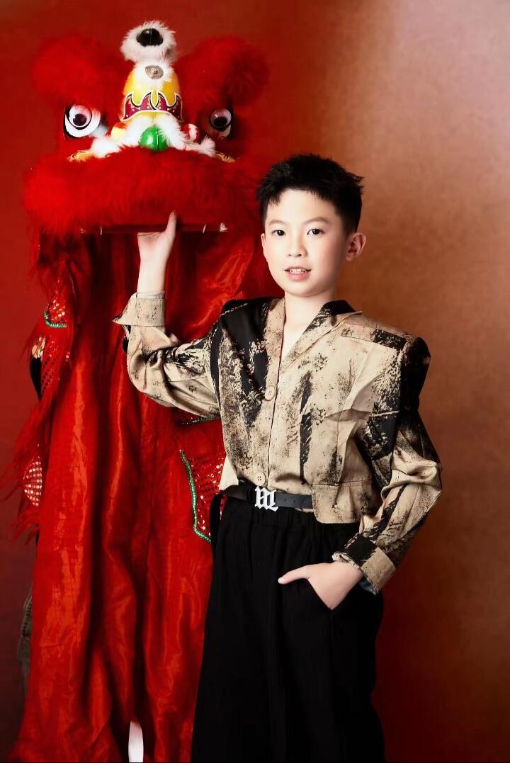 这么帅是谁呀？-大饼博士的小星星们应援站