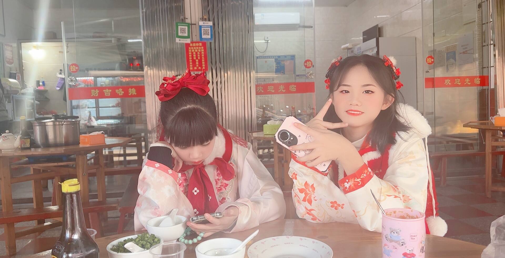 新学期如约而至，校园里弥漫着新书的墨香-大饼博士的小星星们应援站