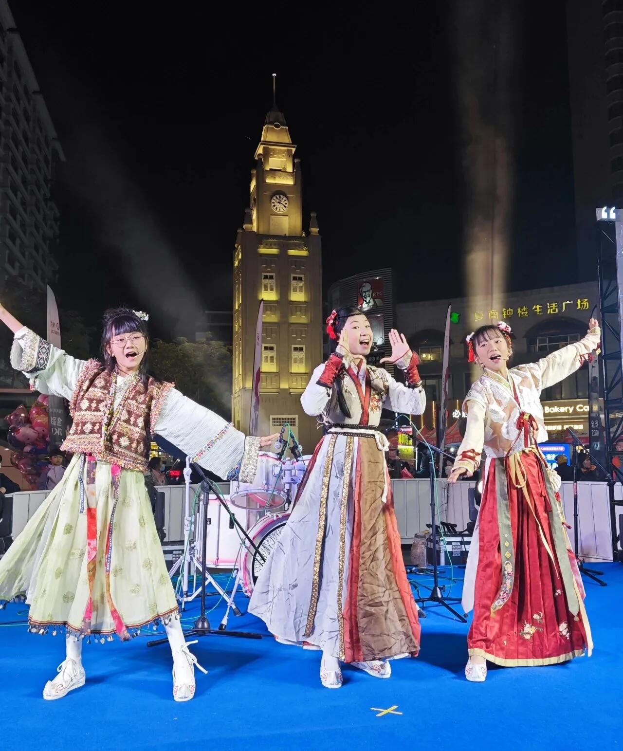 奶茶三姐妹五周年-大饼博士的小星星们应援站