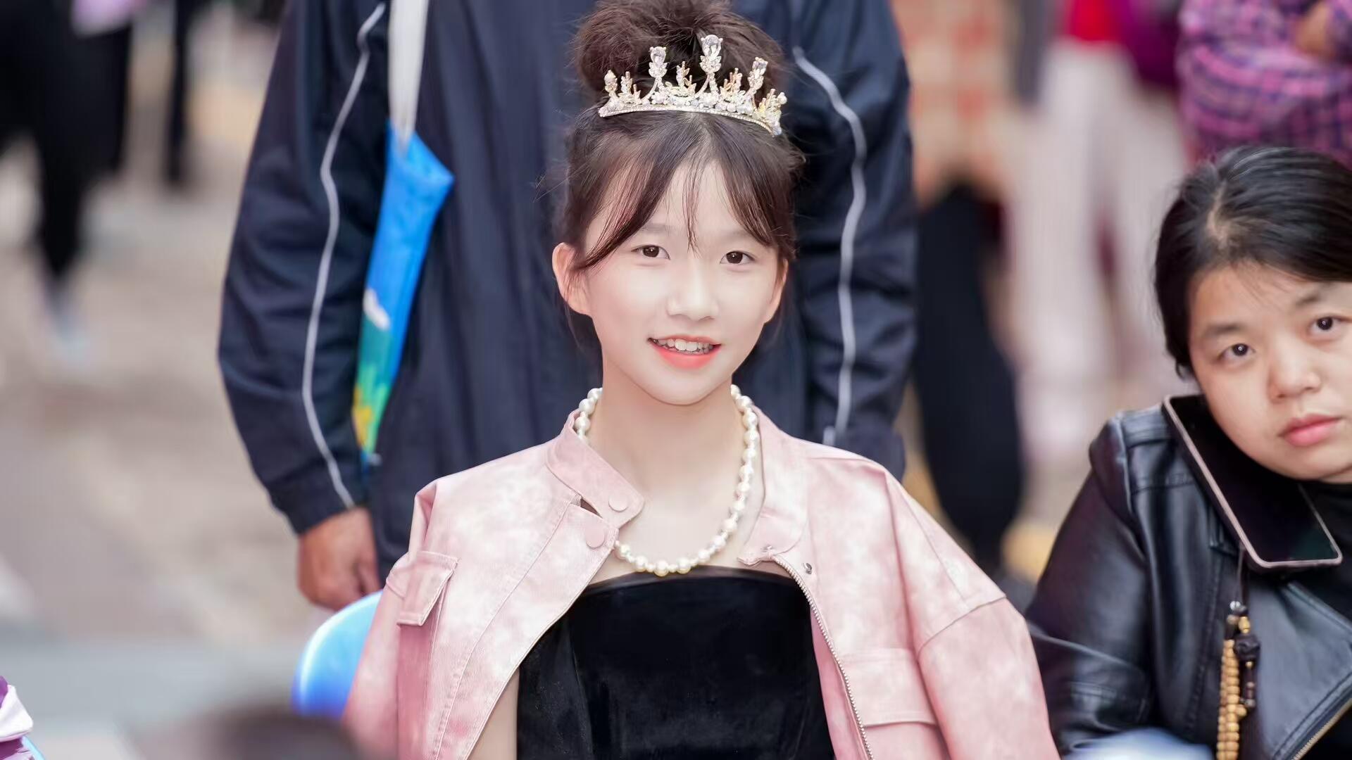 祝韵涵五一假日快乐!-大饼博士的小星星们应援站