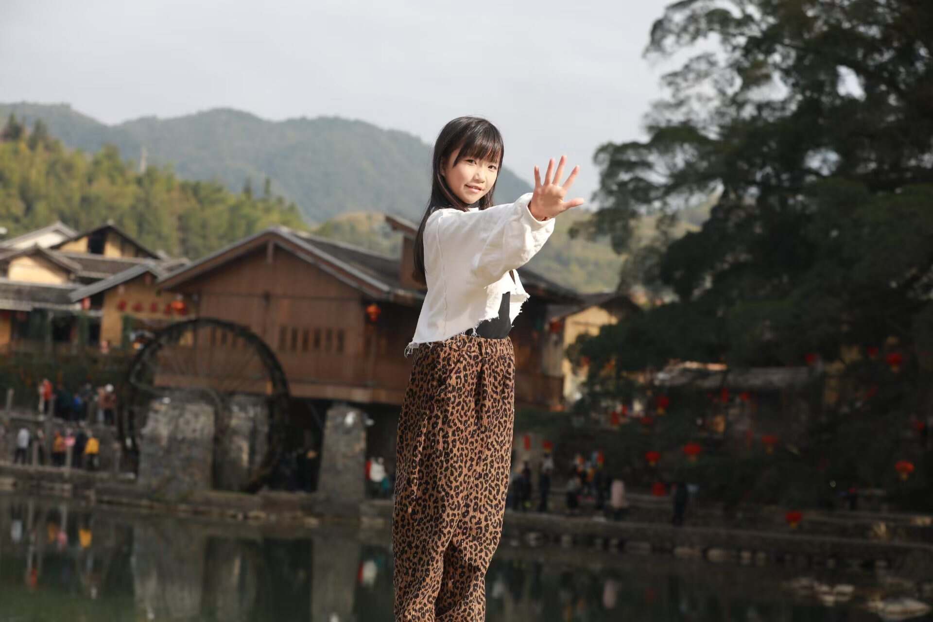 初见韵涵—青春回忆-大饼博士的小星星们应援站