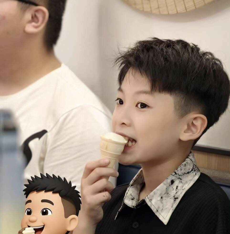 黄辰忻-大饼博士的小星星们应援站