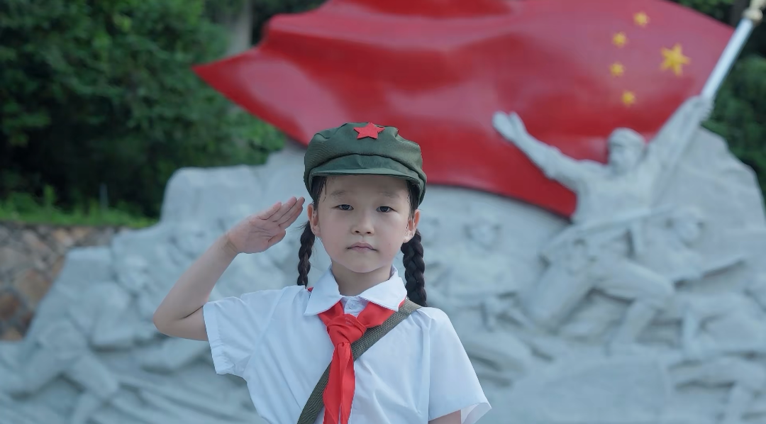 陈昕,红色精神里的小星光-大饼博士的小星星们应援站